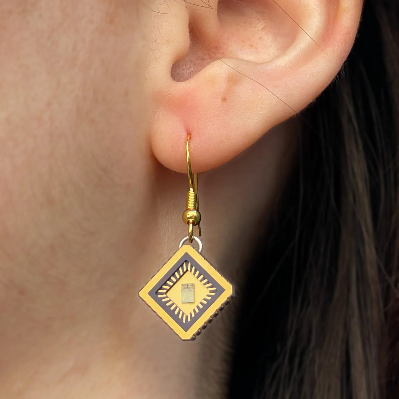 Small Earring with IC Chip