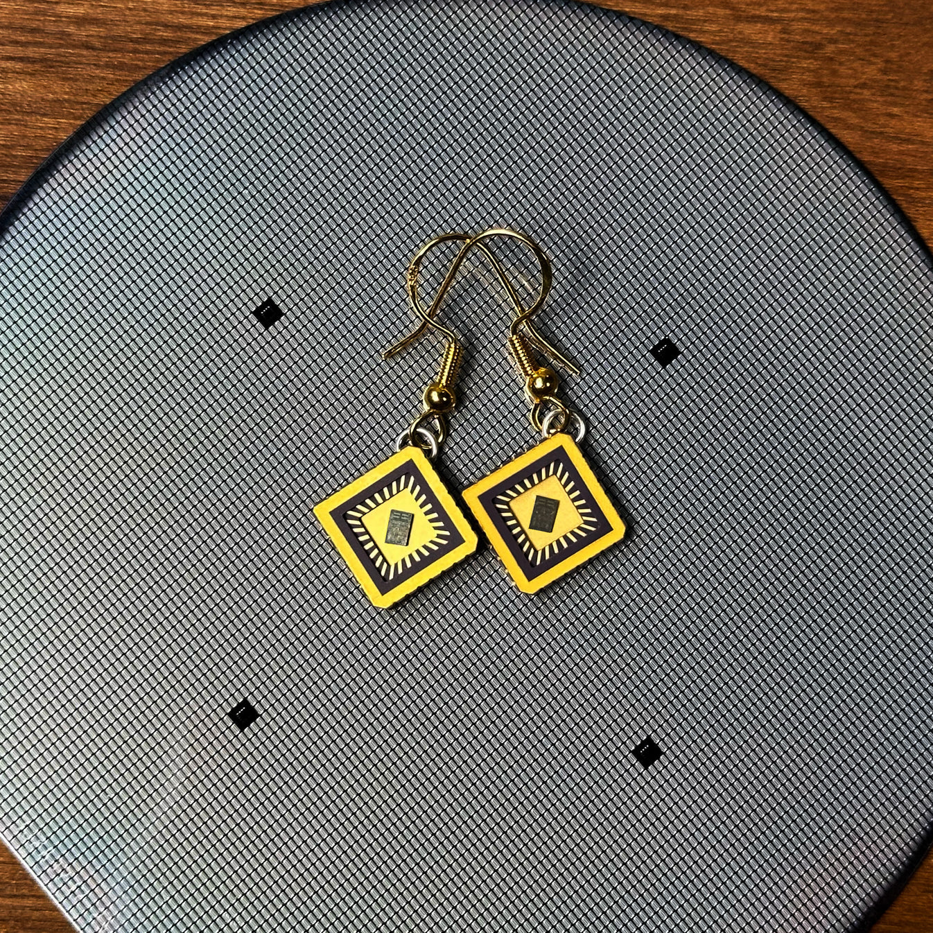 Small Earring with IC Chip